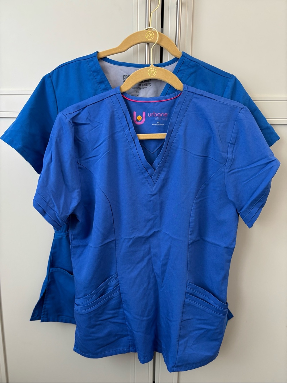 Grey’s Anatomy Urbane ultimate Scrub tops M